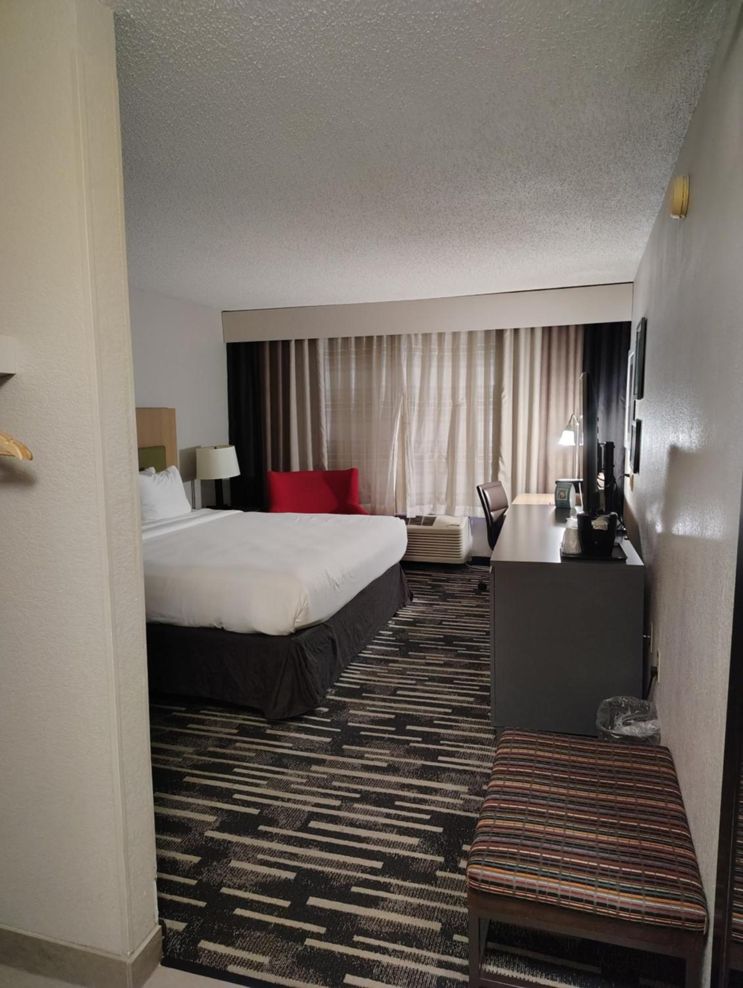 Country & By Radisson, South, In Hotel